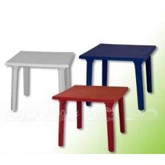 Пластиковый стол квадратный в Барнауле