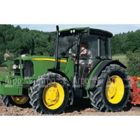 Многофункциональный минитрактор John Deere 5615 в Барнауле