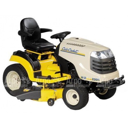 Садовый минитрактор Cub Cadet HDS 2205  в Барнауле